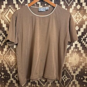 Wrangler Classic Blues Size L Short Sleeve Top